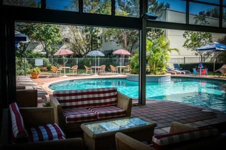 Rydges - 16