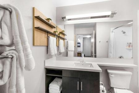 Sonesta Simply Suites Austin South - 61