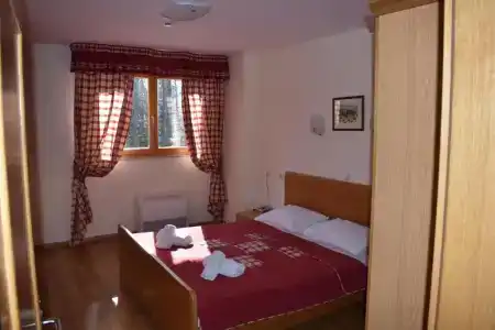 ApartSnjezna Kraljica - 60
