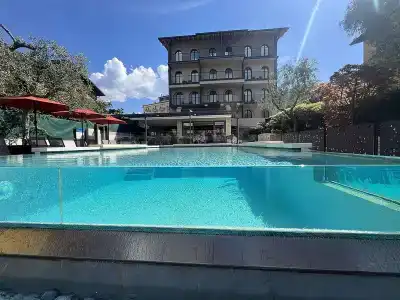 Al Caminetto - Adults Only - 14