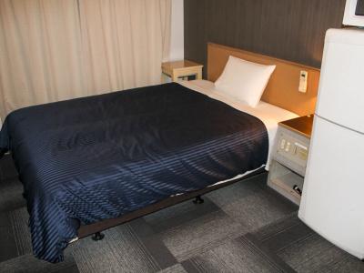 Livemax Namba - 3