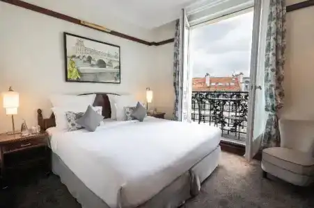 Hôtel Pont Royal - 51
