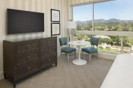 The Beverly Hilton - 68