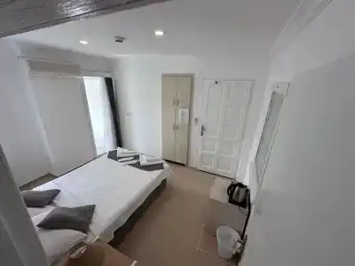 Mimosa Pension - 83