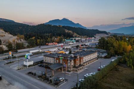 Holiday Inn Express-Kicking Horse, An Ihg - 12
