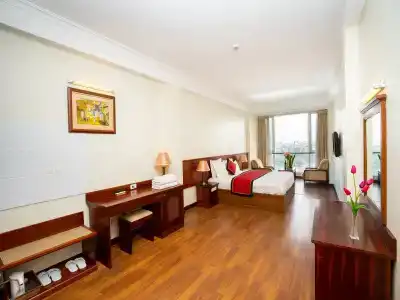 Hanz Regal Hanoi - 2