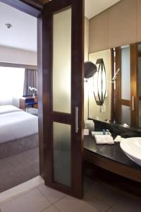Novotel Deira City Centre - 25
