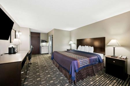 SureStay Plus by Best Western Medical Center - 43