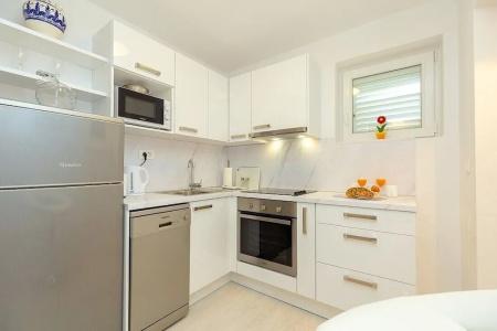 Guest House Steel - 38