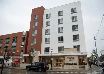 Fairfield Inn & Suites by Marriott Uptown/University Area - 0