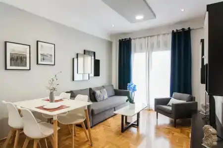Nicholas Point and Rooms - 108
