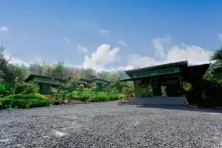 The Mouth Resort - Sha Extra Plus - 32
