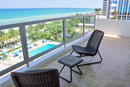Seacoast Suites on Miami Beach - 6
