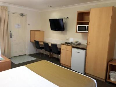 Best Western Tuscany on Tor Motor Inn - 65