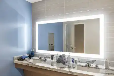 Hilton & Spa - 10