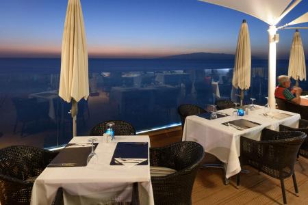 Pearly Grey Ocean Club & Suites - 20