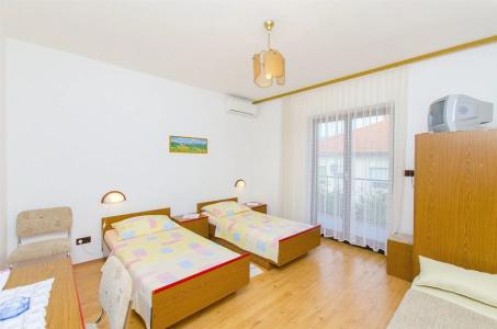 and Rooms Iva - 26