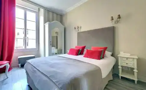 Hôtel Du Mail - 118