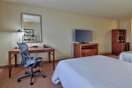 Hilton Garden Inn - 36