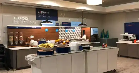 Holiday Inn Express & Suites, An Ihg - 22