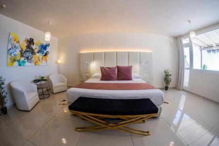 Ons Oceanfront - 83