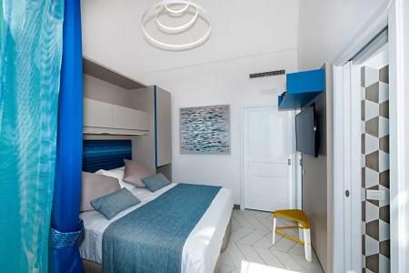 Eden Roc Suites - 369
