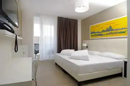 Marina Palace - 66