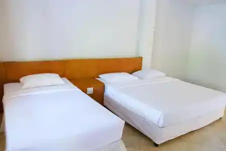 Sichang Shine Khao Resort - 43