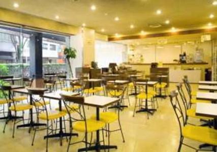 Econo Kanazawa Station - 17