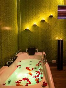 Fun Retreat Resort, and Ayurveda Spa - 10
