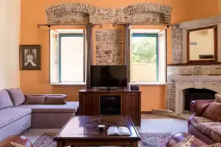 Moraitis Mansion - 85