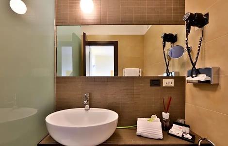 Best Western Plus Farnese - 62