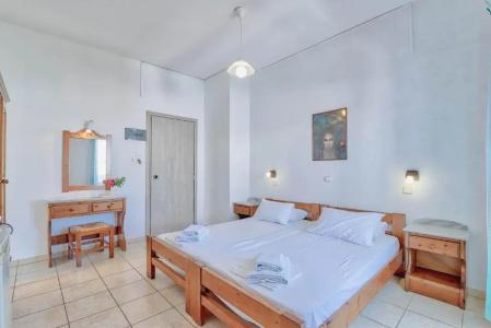 Pavlos Place - 180