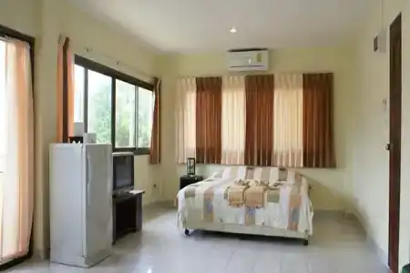 Laemya Inn - 27