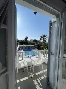 Zoumis Studios - 63
