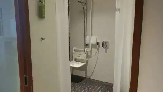 Hampton by Hilton Nürnberg City Center - 9