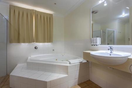 Best Western Tuscany on Tor Motor Inn - 8