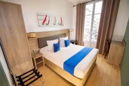 Hôtel Parisien - 113