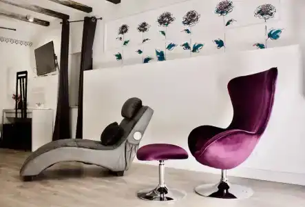 Galeria Valeria Seaside Downtown - MAG Quaint & Elegant Boutiques - 272