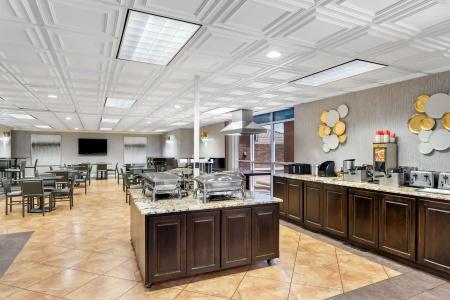 Best Western Plus Abbey Inn - 28