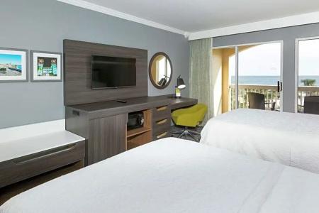 Hampton Inn - 163