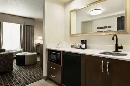 Hampton Inn & Suites-Downtown-Riverplace - 90
