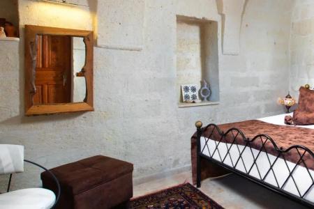 Romantic Cave - 41