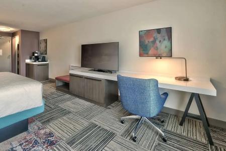 Hilton Garden Inn/Journal Center - 55