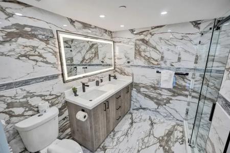 The Alexander All Suites - 754