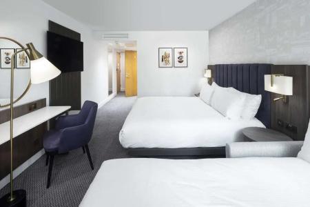 DoubleTree by Hilton Manchester Piccadilly - 47