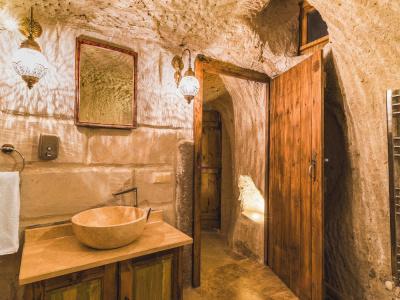 Atilla's Cave - 50