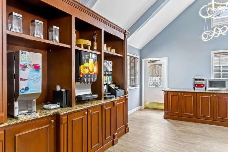 SureStay Studio by Best Western - 10