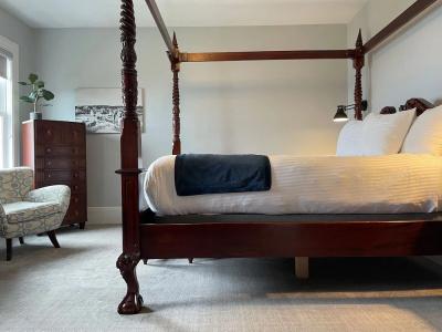 The Emerson Inn - 89