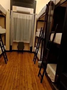 Kmt Hostel - 15